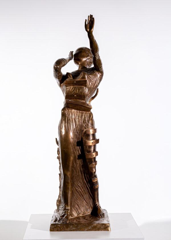 Kobieta w płomieniach